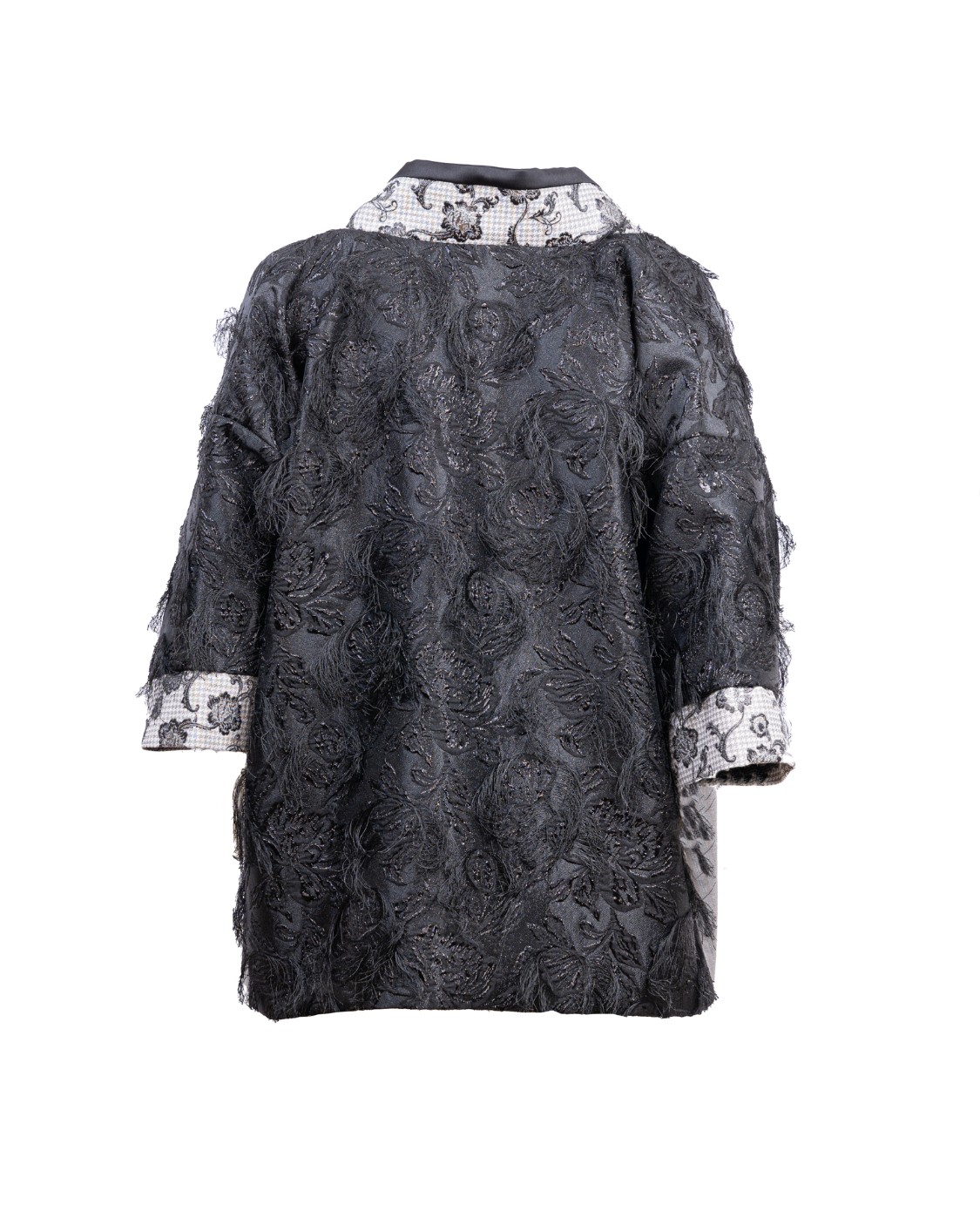 shop ANTONIO MARRAS Saldi Cappa: Antonio Marras giacca stile kimono.
Maniche a 3/4.
Fantasia.
Vestibilità regolare.
Composizione: 95% Poliammide 5% Elastan.
Fabbricato in Italia.. GOGOL LB6026 D96-999 number 5848363